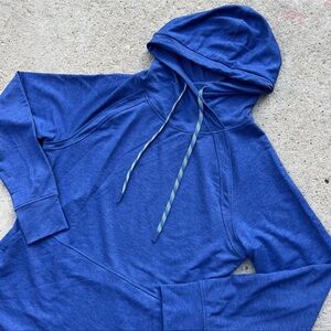 Title Nine Blue Manresa Hoodie pullover Womens XL Thumbhole Fitness Running